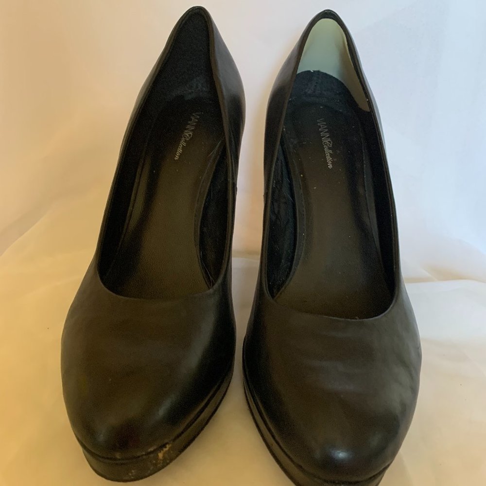 Black Leather High heeled Shoes by Vianni Collection (size 9.5)